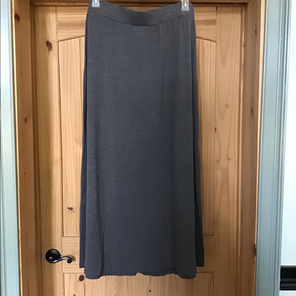 Maxi skirt 5 for $30.00. 🍀